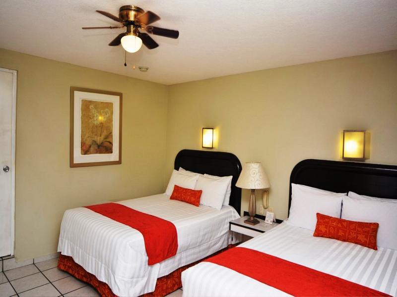 Howard Johnson By Wyndham Guanajuato Leon Avenida Exterior photo